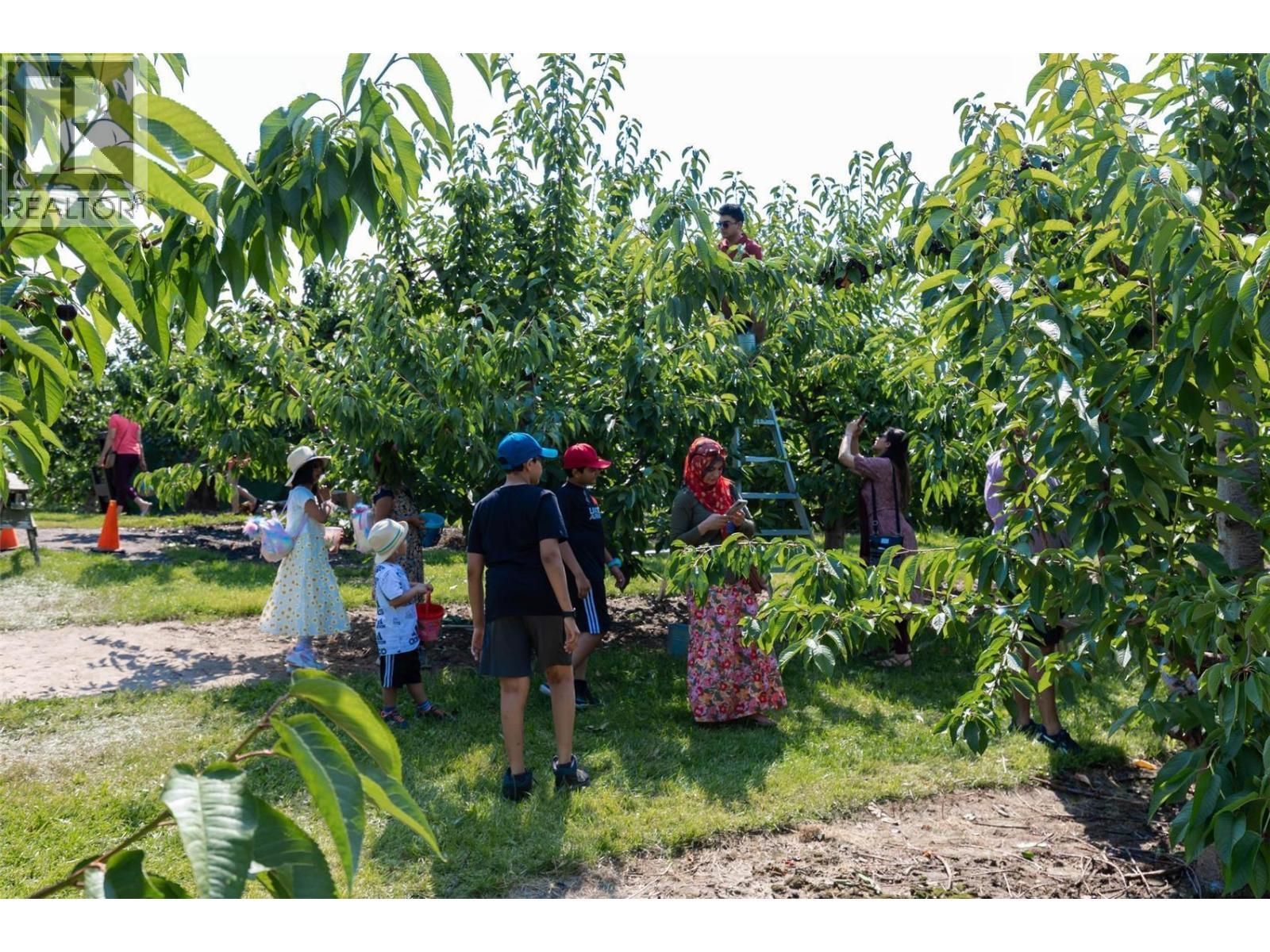 1409 + 1429 Teasdale Road. Kelowna, British Columbia