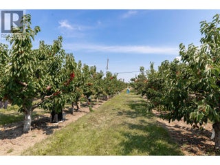 1409 + 1429 Teasdale Road. Kelowna, British Columbia