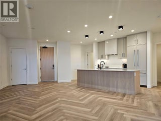 3340 Lakeshore Drive Unit# 514. Kelowna, British Columbia