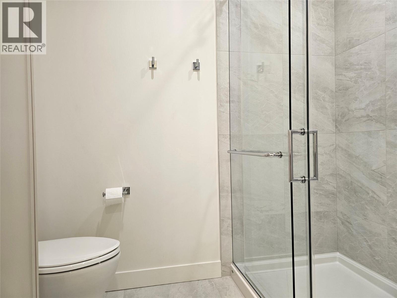 3340 Lakeshore Drive Unit# 514. Kelowna, British Columbia