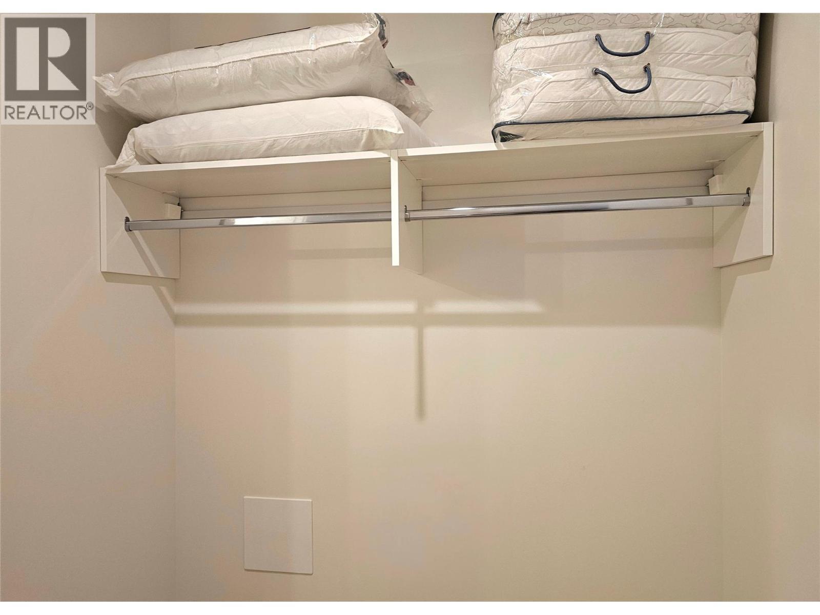 3340 Lakeshore Drive Unit# 514. Kelowna, British Columbia