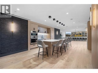 3340 Lakeshore Drive Unit# 514. Kelowna, British Columbia