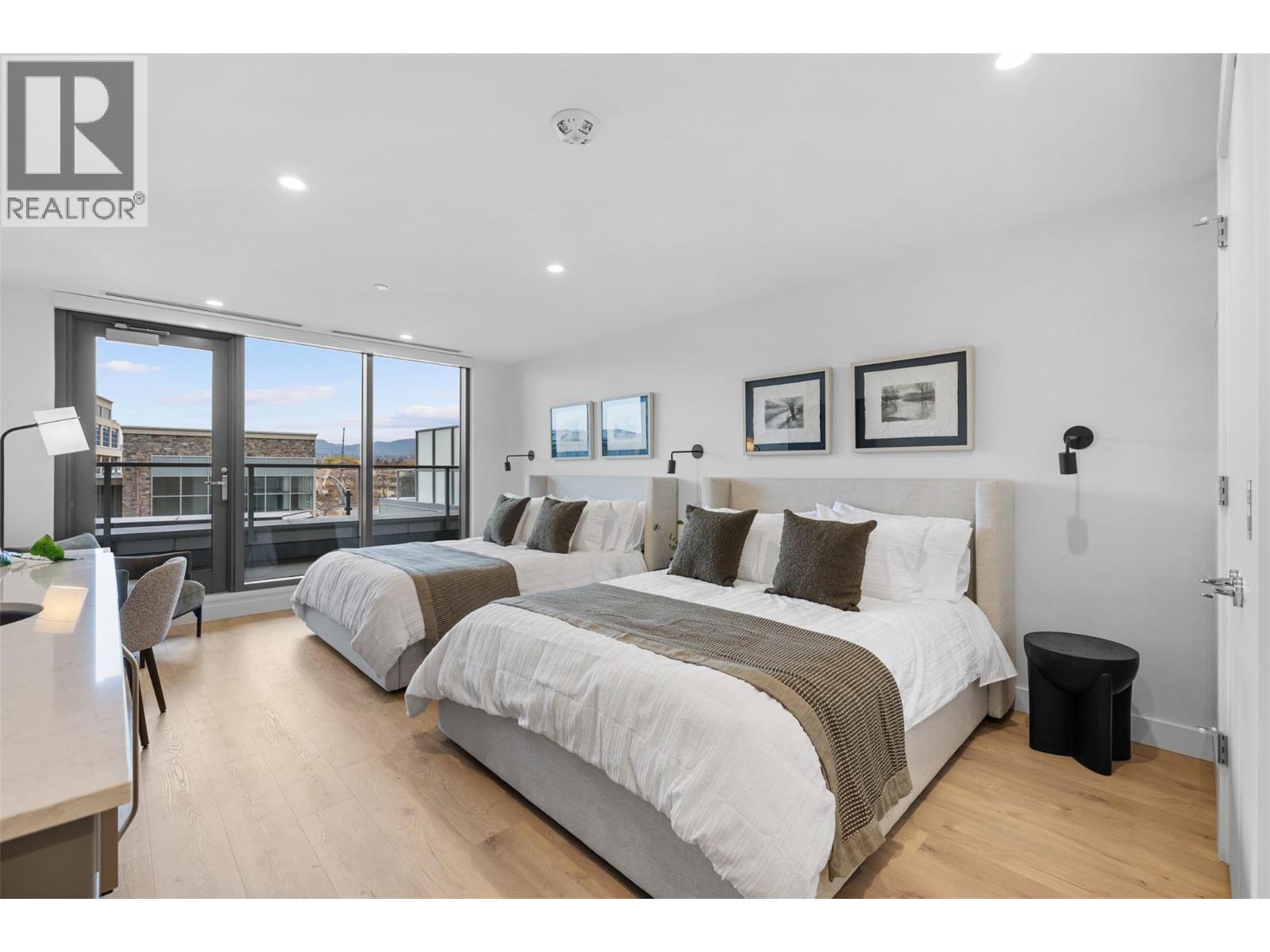 3340 Lakeshore Drive Unit# 514. Kelowna, British Columbia