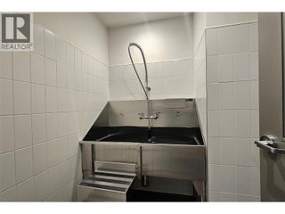 3340 Lakeshore Drive Unit# 514. Kelowna, British Columbia