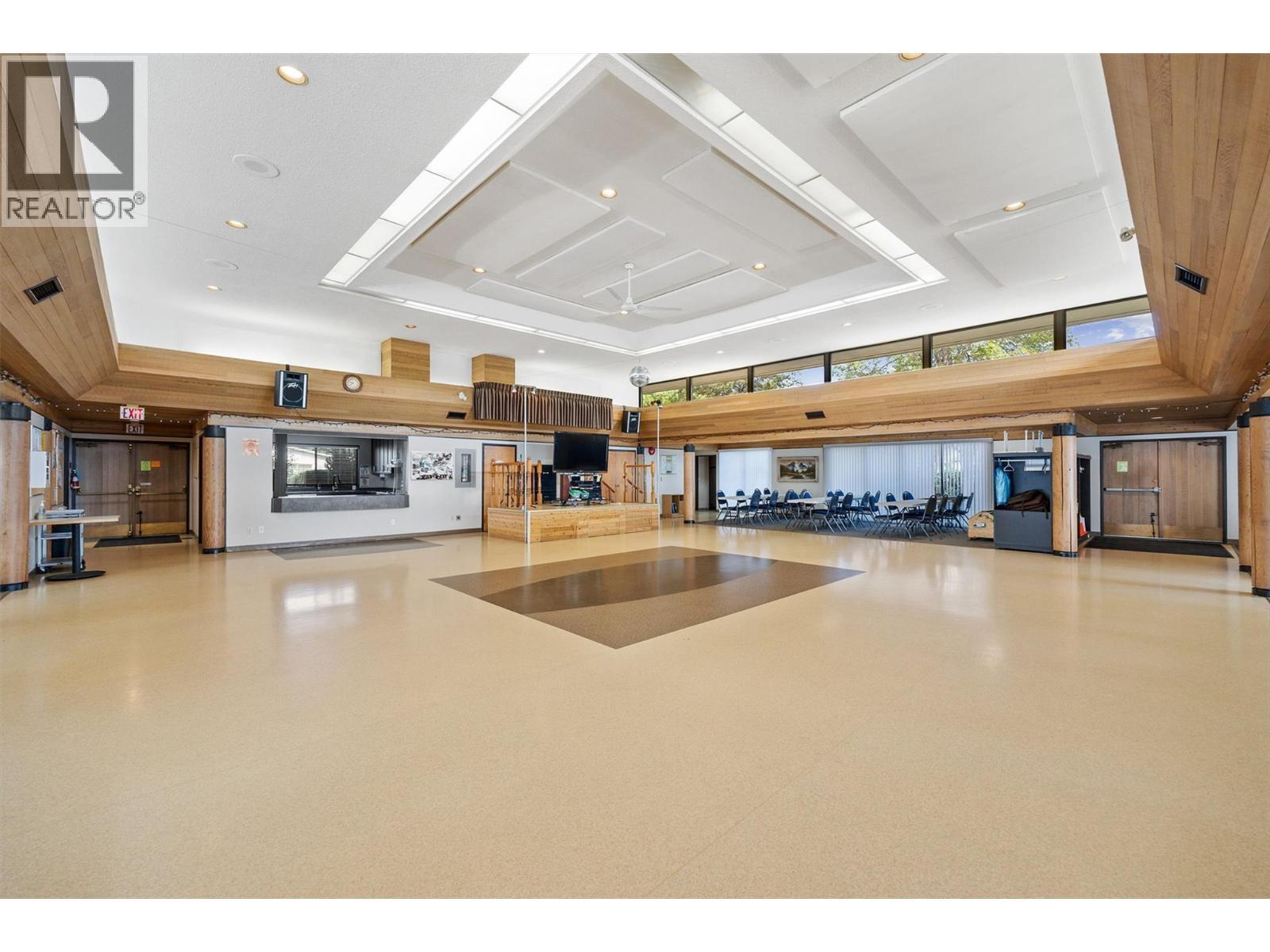 1255 Raymer Avenue Unit# 572. Kelowna, British Columbia