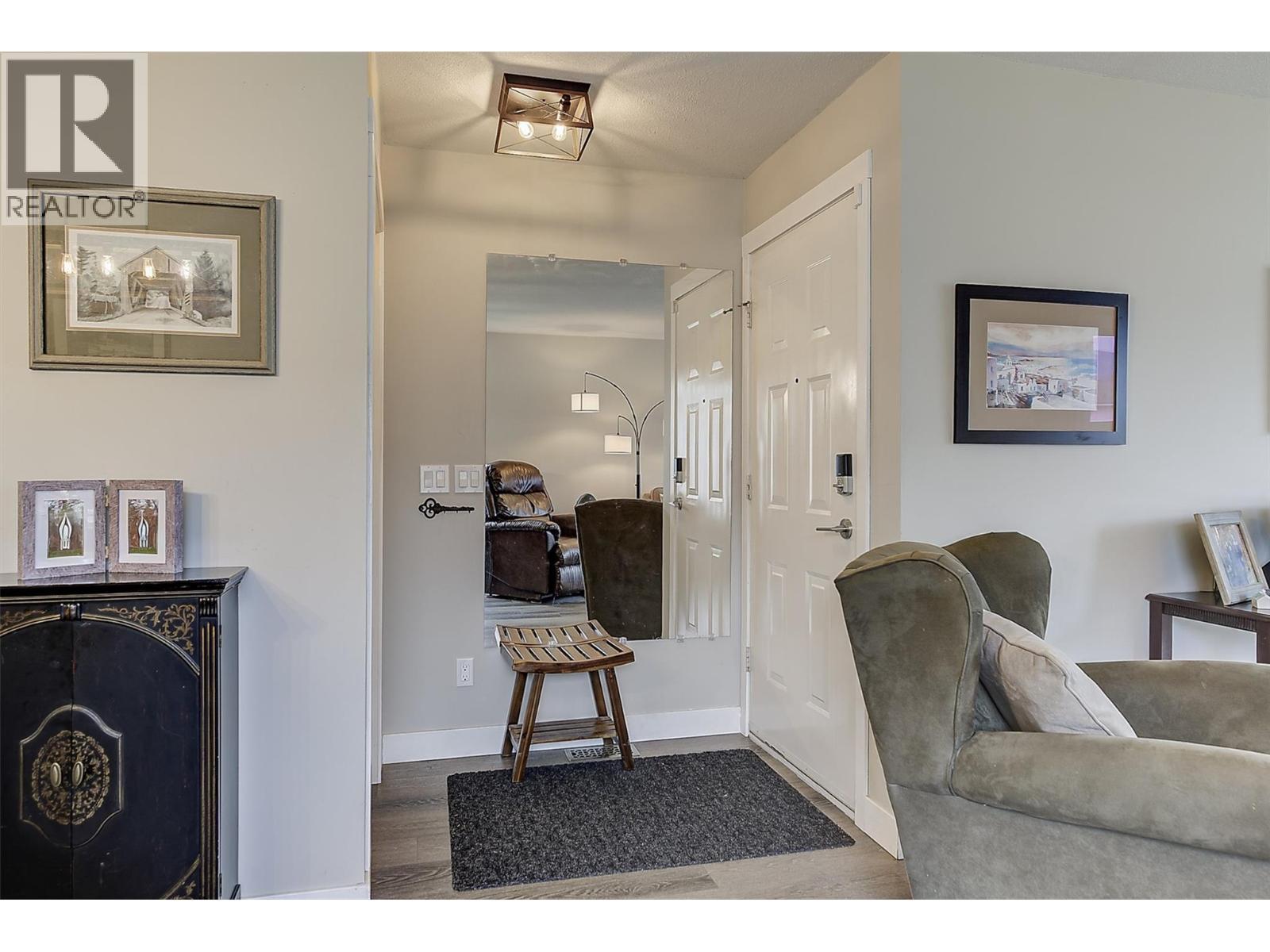 1255 Raymer Avenue Unit# 572. Kelowna, British Columbia