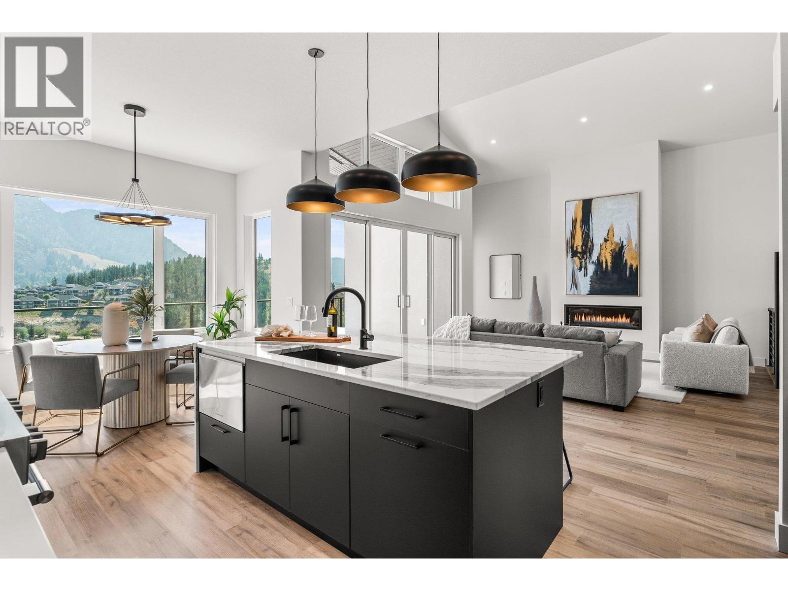 901 Melrose Street. Kelowna, British Columbia