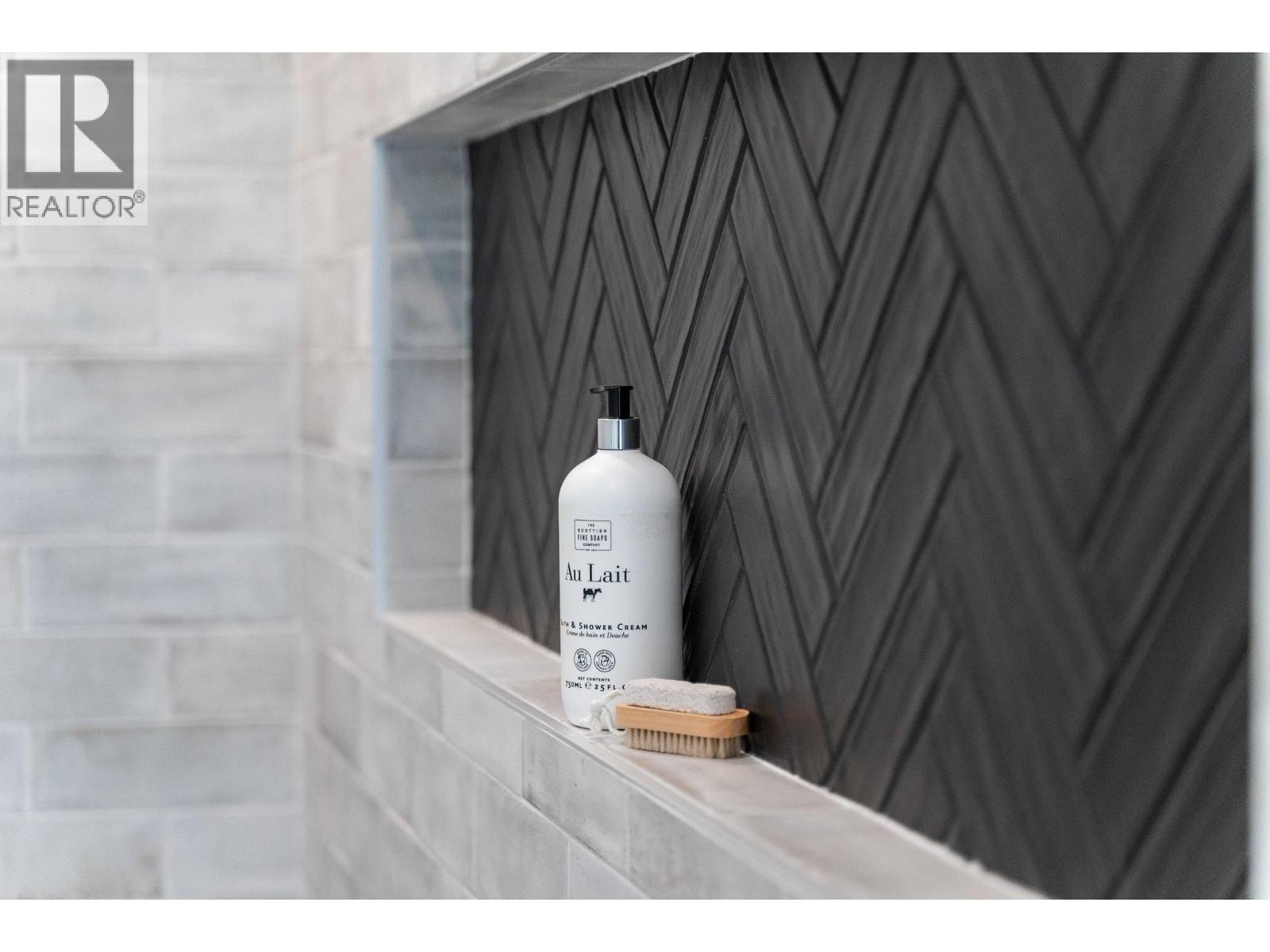 901 Melrose Street. Kelowna, British Columbia