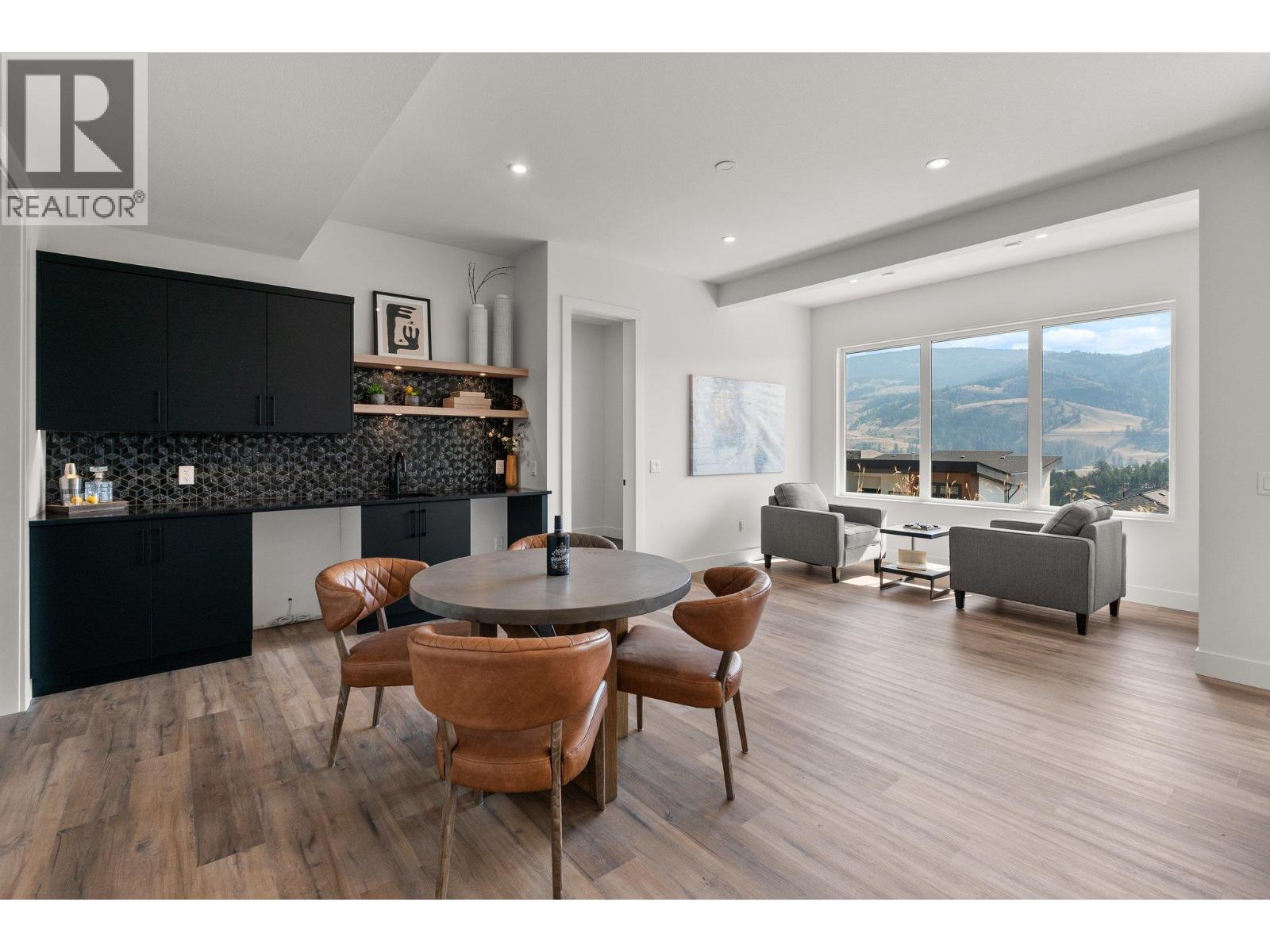 901 Melrose Street. Kelowna, British Columbia