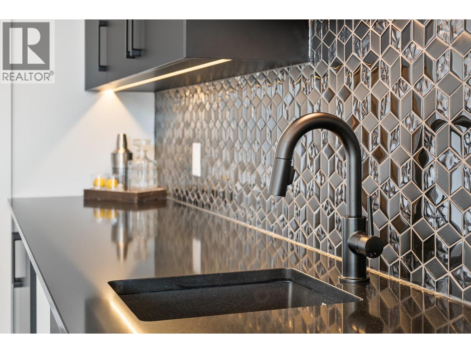 901 Melrose Street. Kelowna, British Columbia