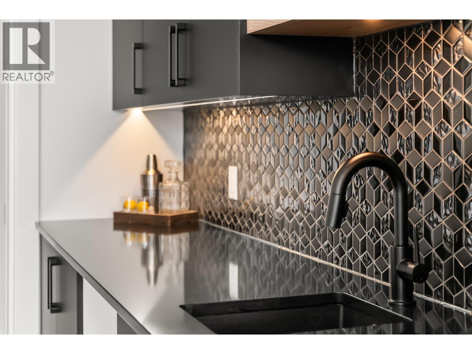 901 Melrose Street. Kelowna, British Columbia