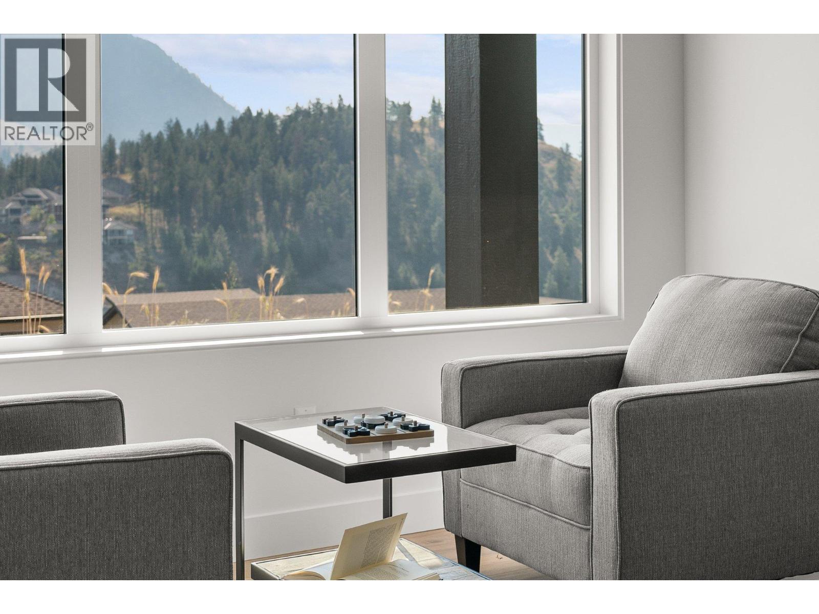 901 Melrose Street. Kelowna, British Columbia