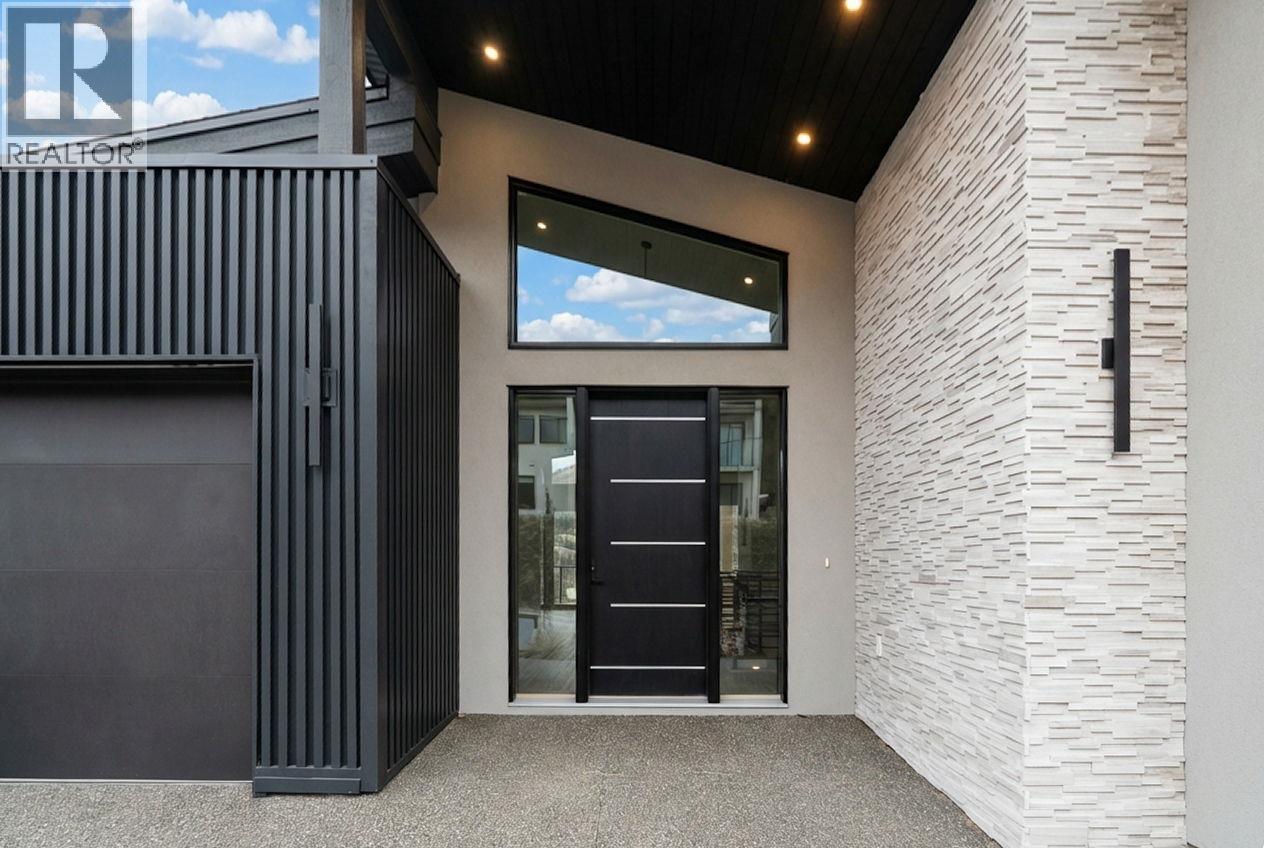 901 Melrose Street. Kelowna, British Columbia