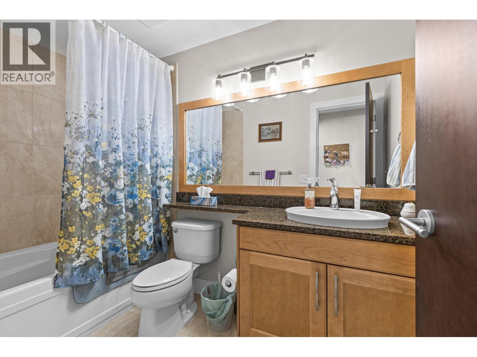 1395 Ellis Street Unit# 506. Kelowna, British Columbia