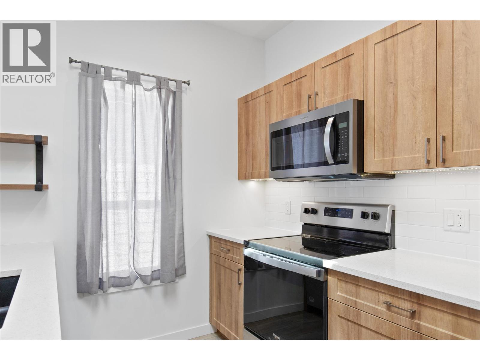 8900 Jim Bailey Road Unit# 107. Kelowna, British Columbia