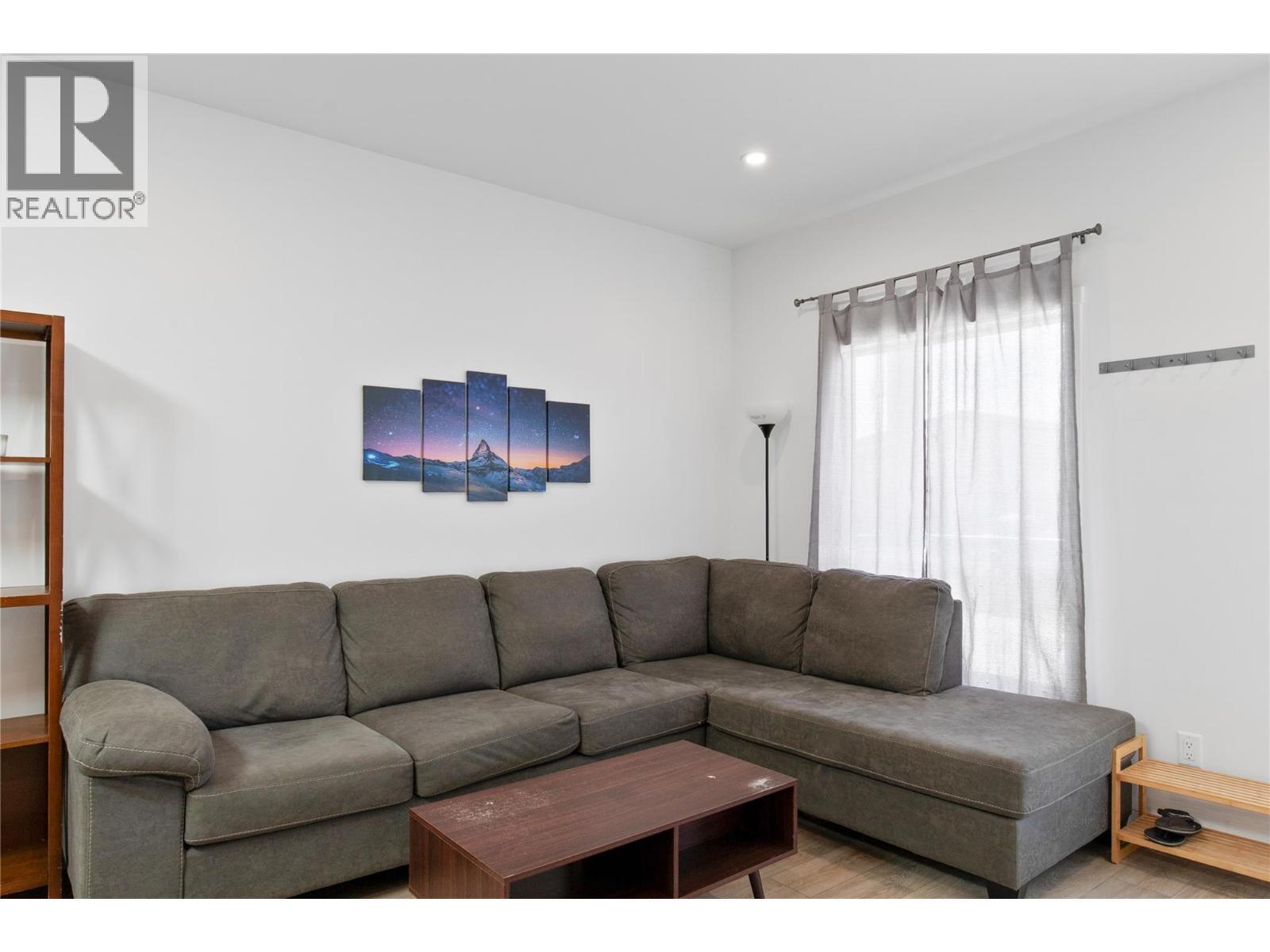 8900 Jim Bailey Road Unit# 107. Kelowna, British Columbia