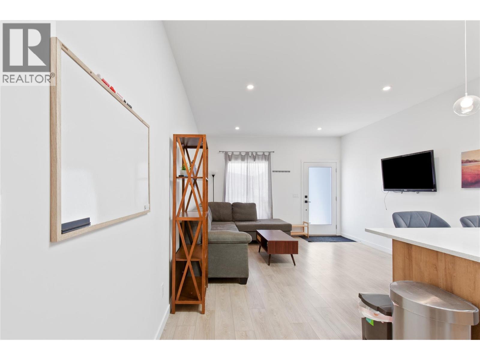 8900 Jim Bailey Road Unit# 107. Kelowna, British Columbia