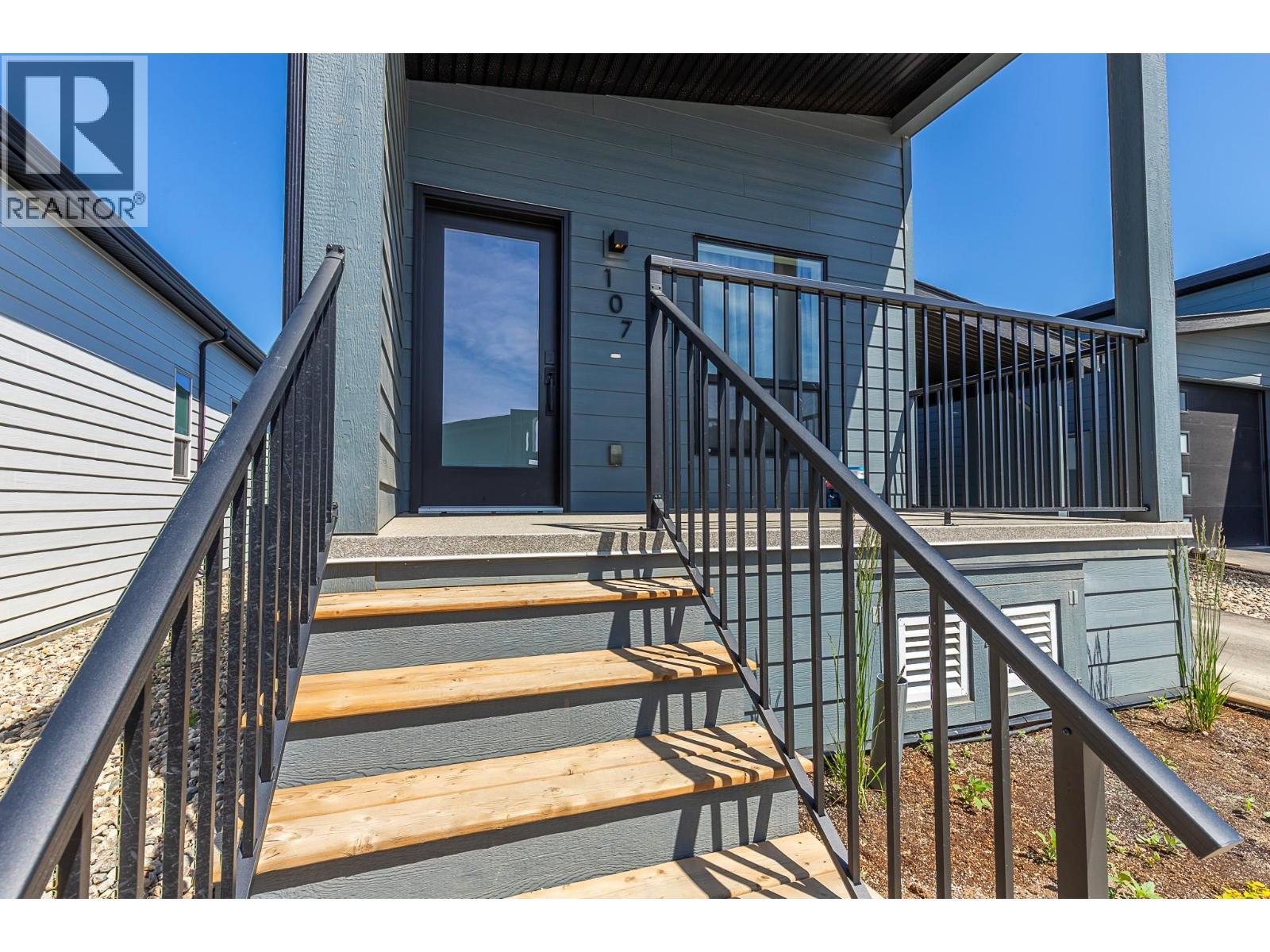 8900 Jim Bailey Road Unit# 107. Kelowna, British Columbia