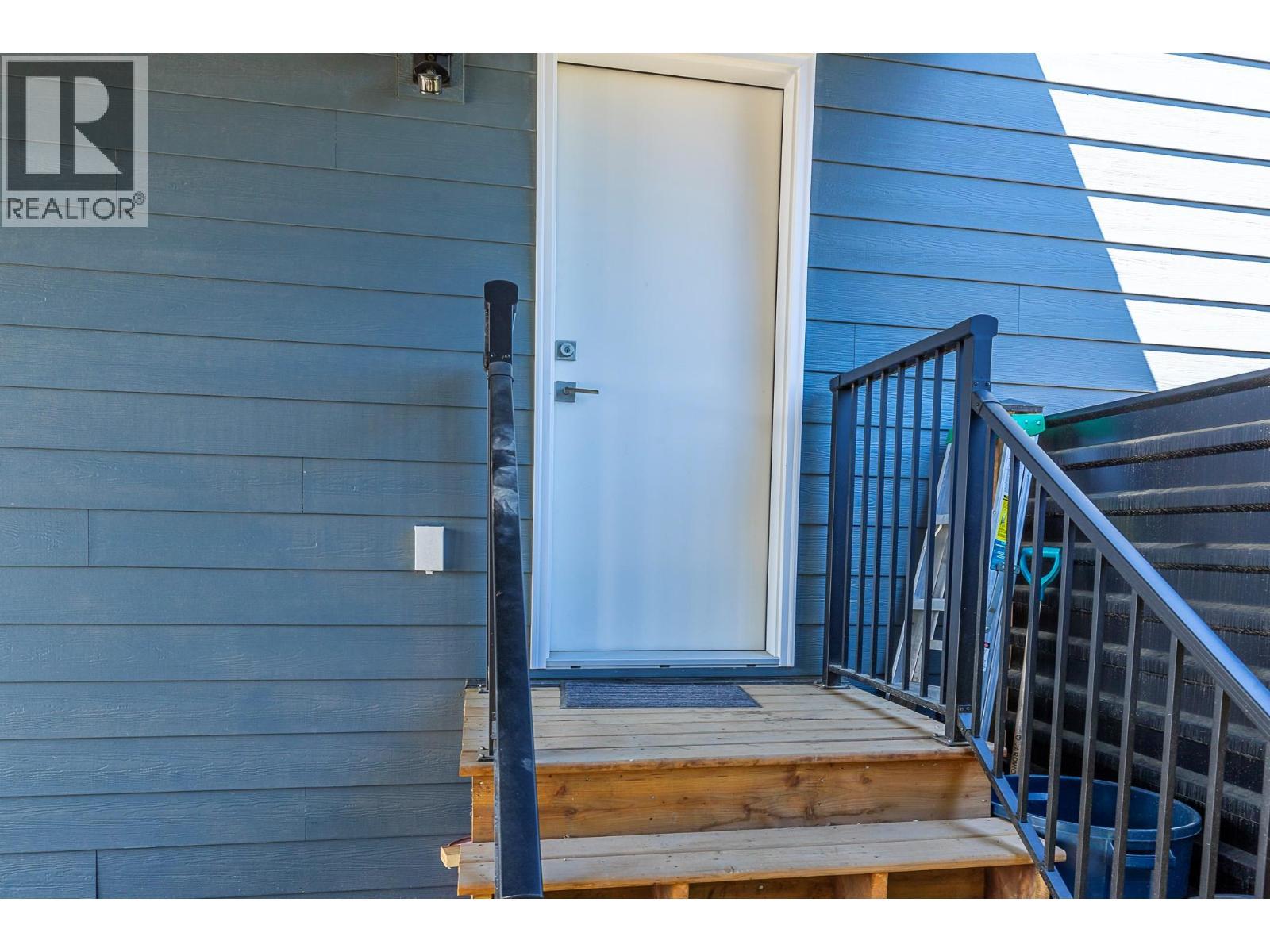 8900 Jim Bailey Road Unit# 107. Kelowna, British Columbia