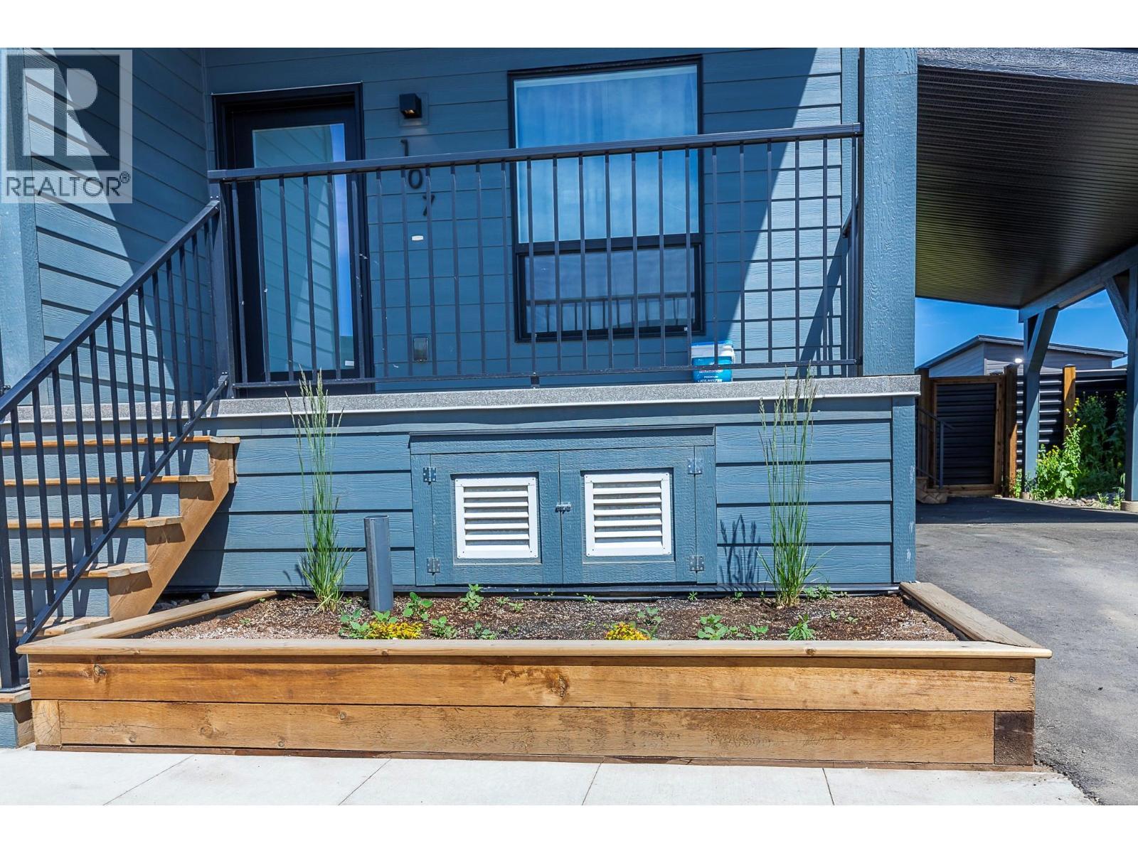 8900 Jim Bailey Road Unit# 107. Kelowna, British Columbia