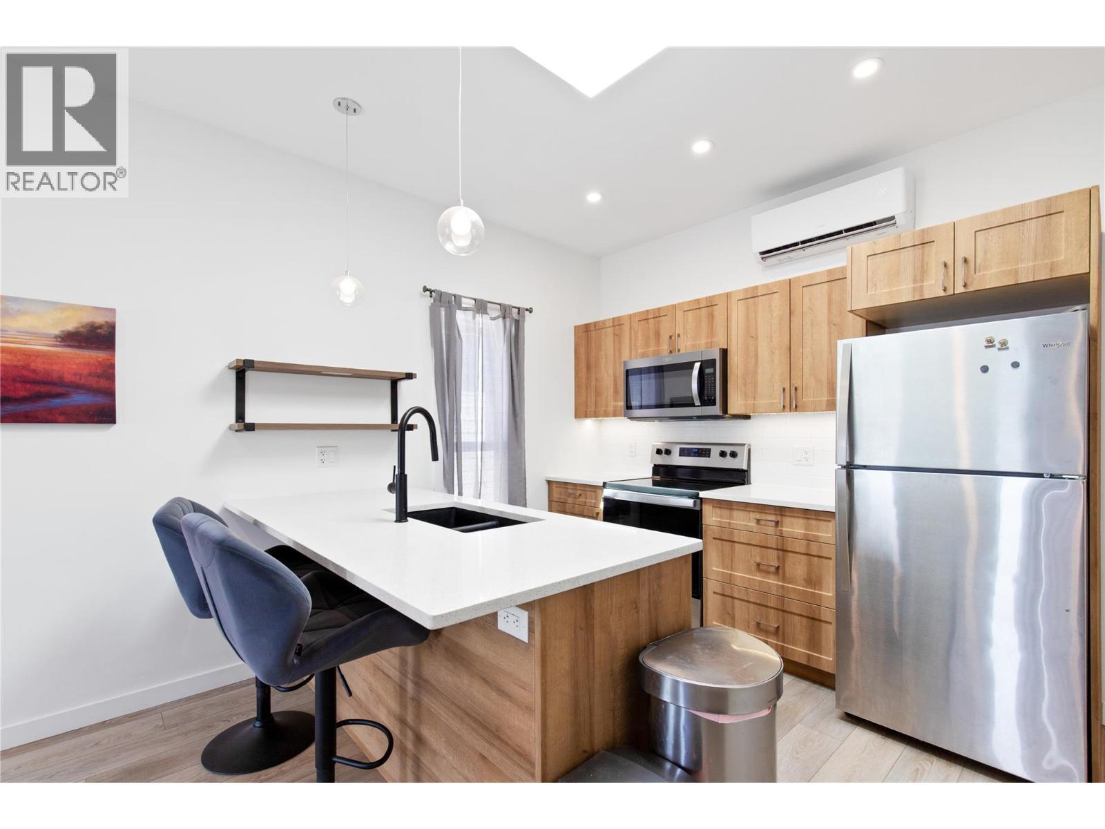 8900 Jim Bailey Road Unit# 107. Kelowna, British Columbia