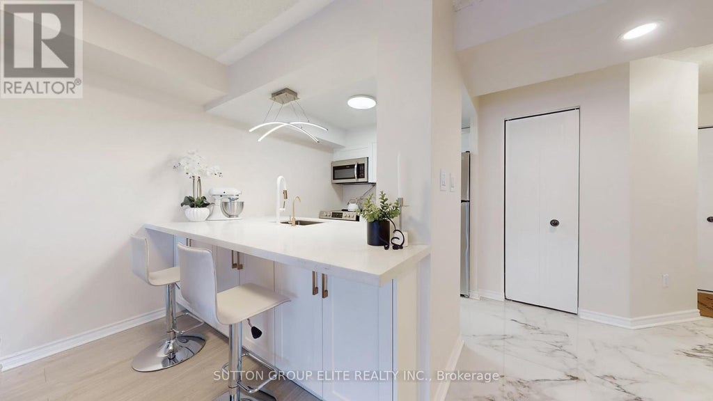 1707 - 3 Hickory Tree Road, Toronto (weston)