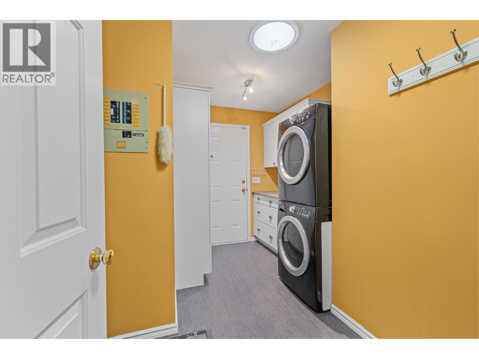 1260 Raymer Avenue Unit# 438. Kelowna, British Columbia