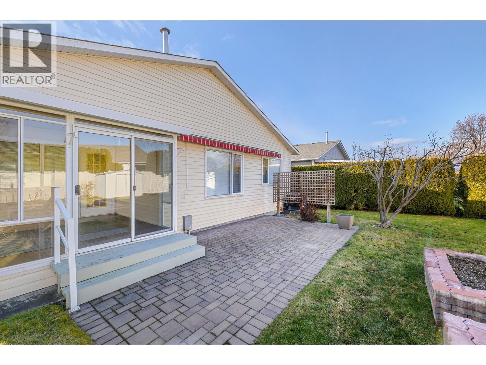 1260 Raymer Avenue Unit# 438. Kelowna, British Columbia