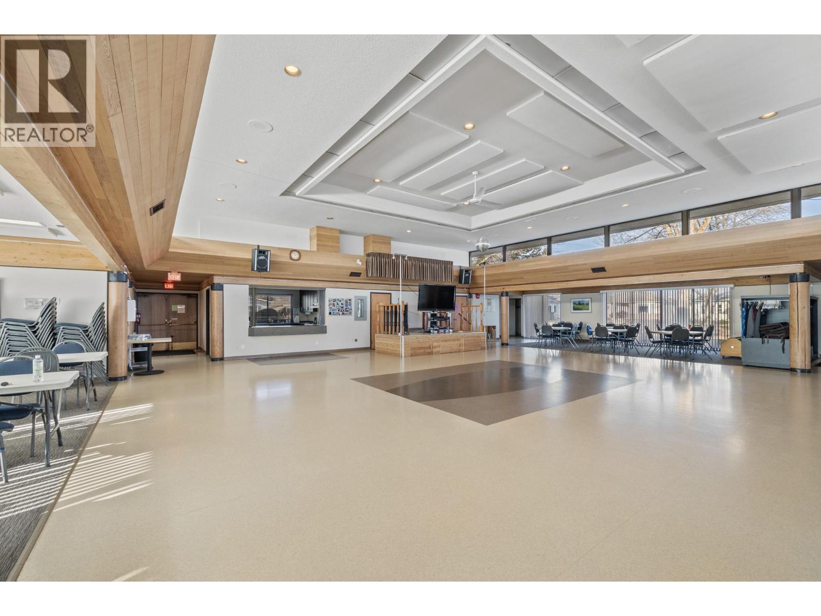 1260 Raymer Avenue Unit# 438. Kelowna, British Columbia