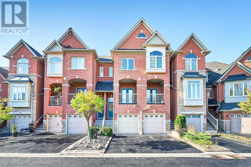 5 - 301 Strouds Lane, Pickering (highbush)