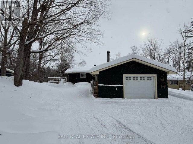 50 Fire Route 10b, North Kawartha