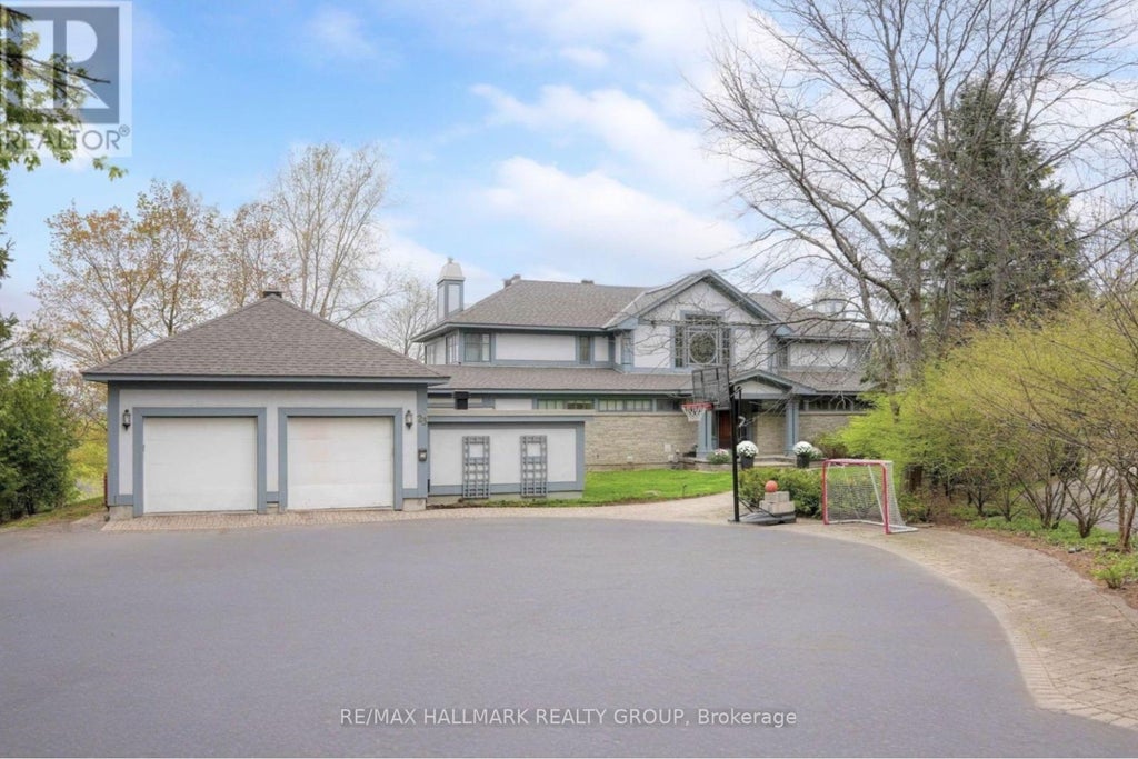 23 Davidson Drive, Ottawa
