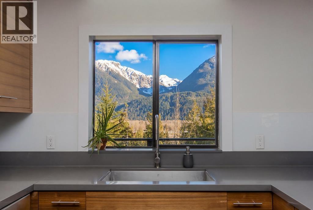 40181 Skyline Drive, Squamish