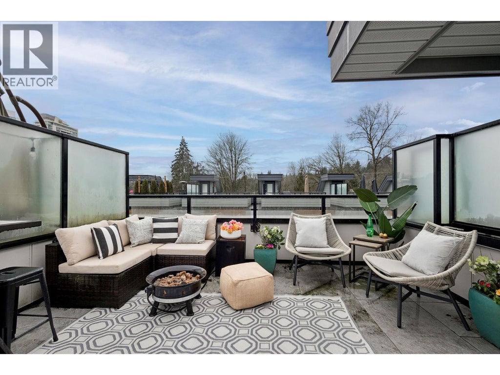 21 856 Orwell Street, North Vancouver