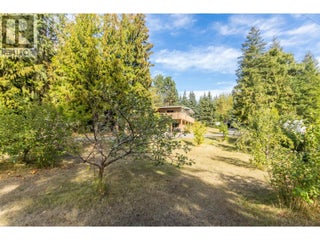 5246 Mayfair Road Se. Salmon Arm, British Columbia