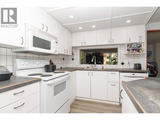 5246 Mayfair Road Se. Salmon Arm, British Columbia