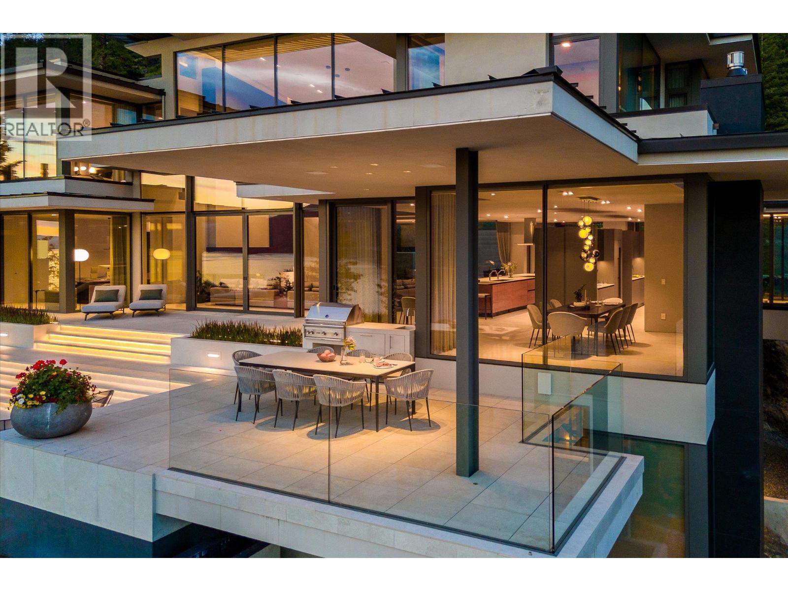 180 Sheerwater Court Unit# 20. Kelowna, British Columbia