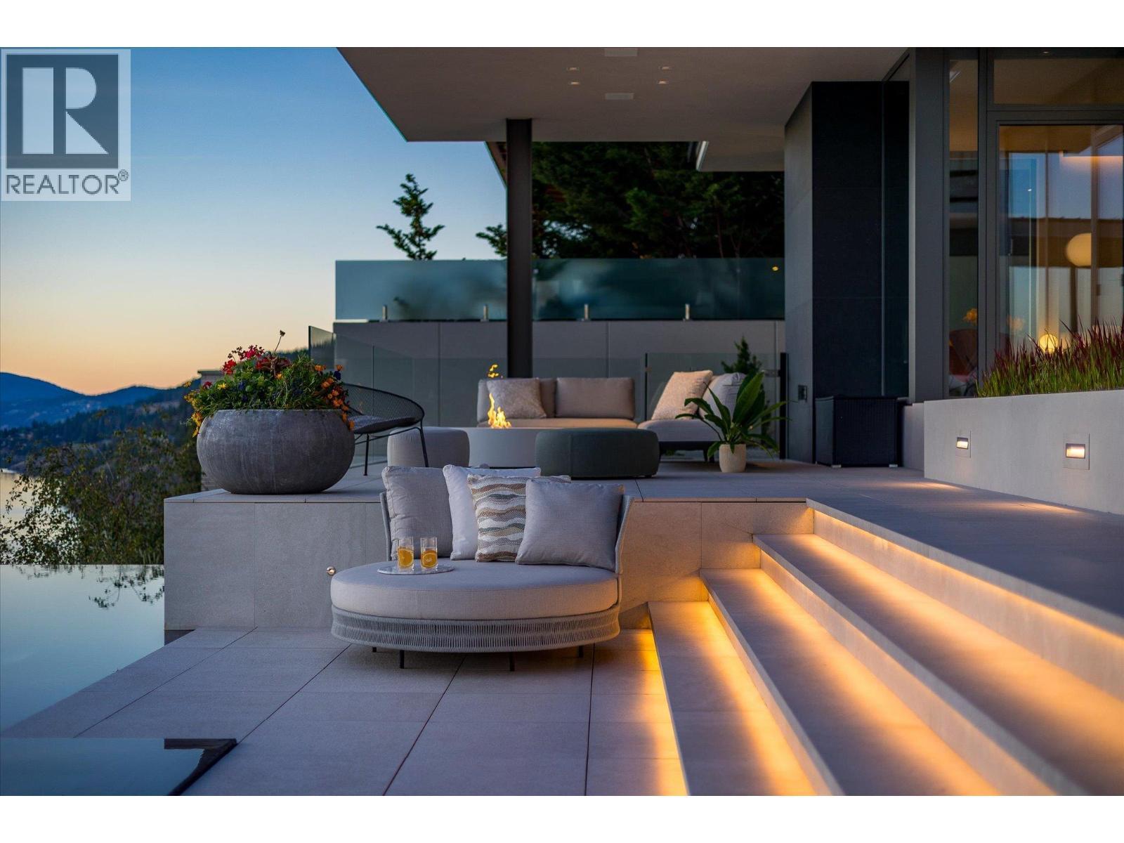 180 Sheerwater Court Unit# 20. Kelowna, British Columbia