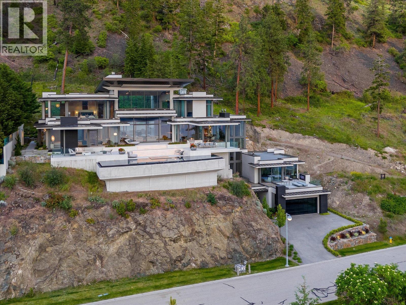 180 Sheerwater Court Unit# 20. Kelowna, British Columbia