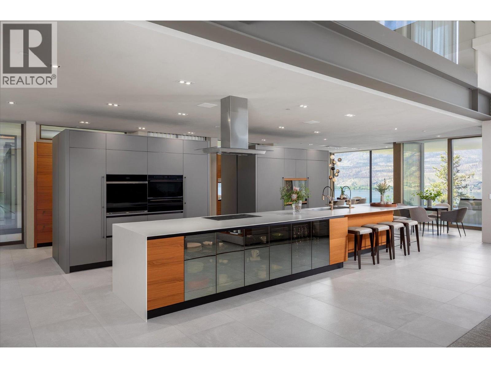 180 Sheerwater Court Unit# 20. Kelowna, British Columbia