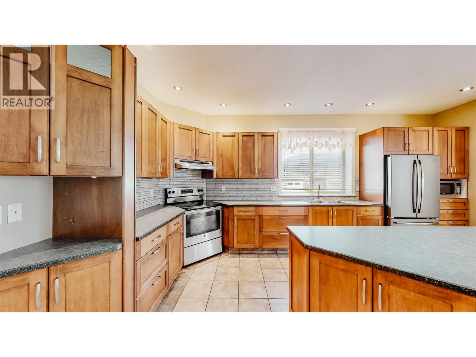 20 Killdeer Place. Osoyoos, British Columbia