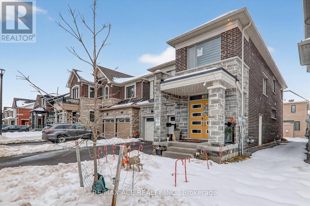 1419 Mockingbird Square, Pickering