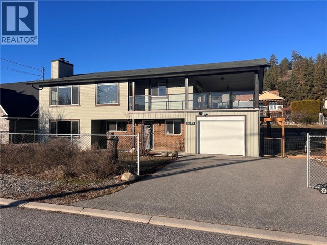 5749 Mackenzie Road, Peachland
