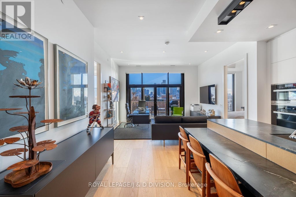 710 - 1 Strathgowan Avenue, Toronto (lawrence Park South)