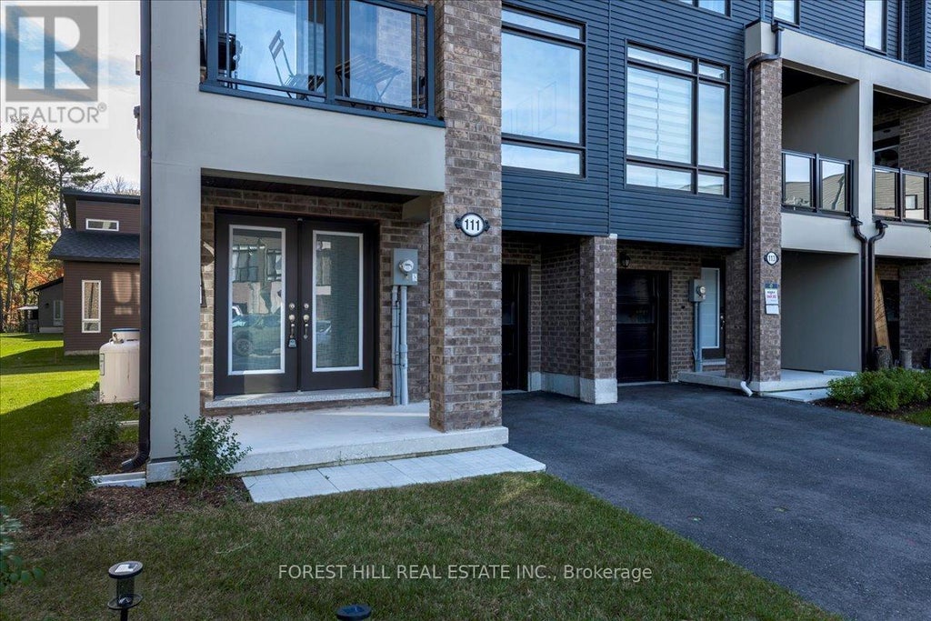 111 Marina Village Drive, Georgian Bay (baxter)