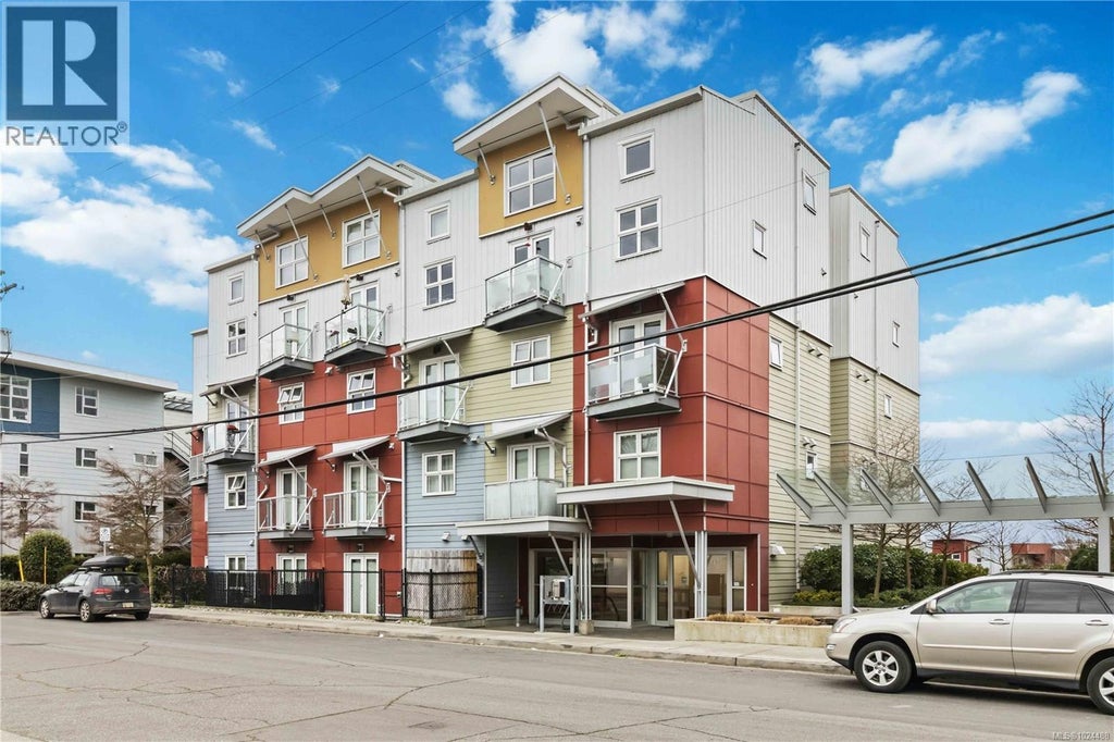 304 787 Tyee Road, Victoria