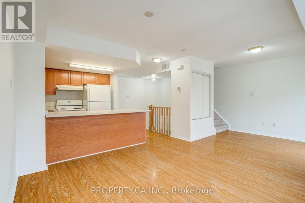 2083 - 65 George Appleton Way E, Toronto (downsview-Roding-Cfb)