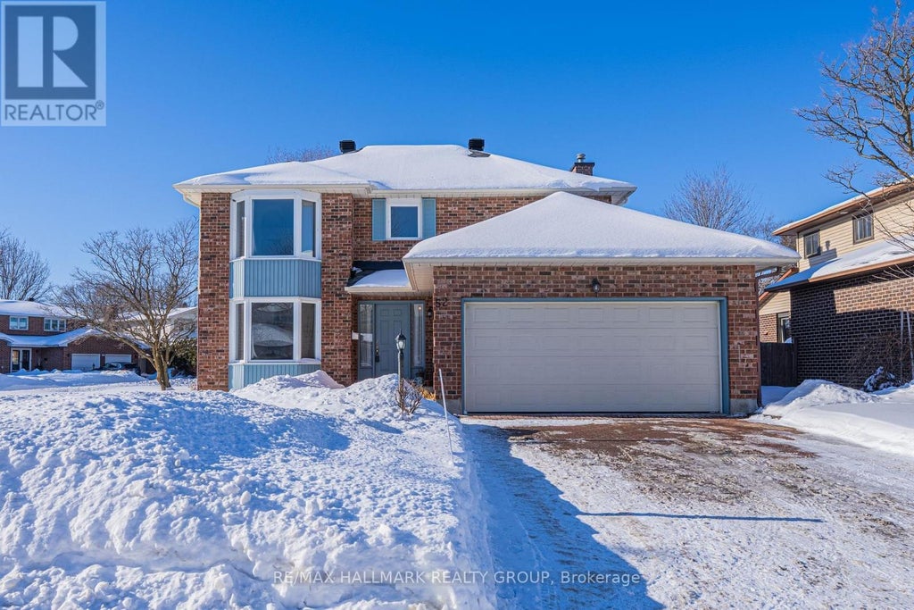 52 Thare Crescent, Ottawa
