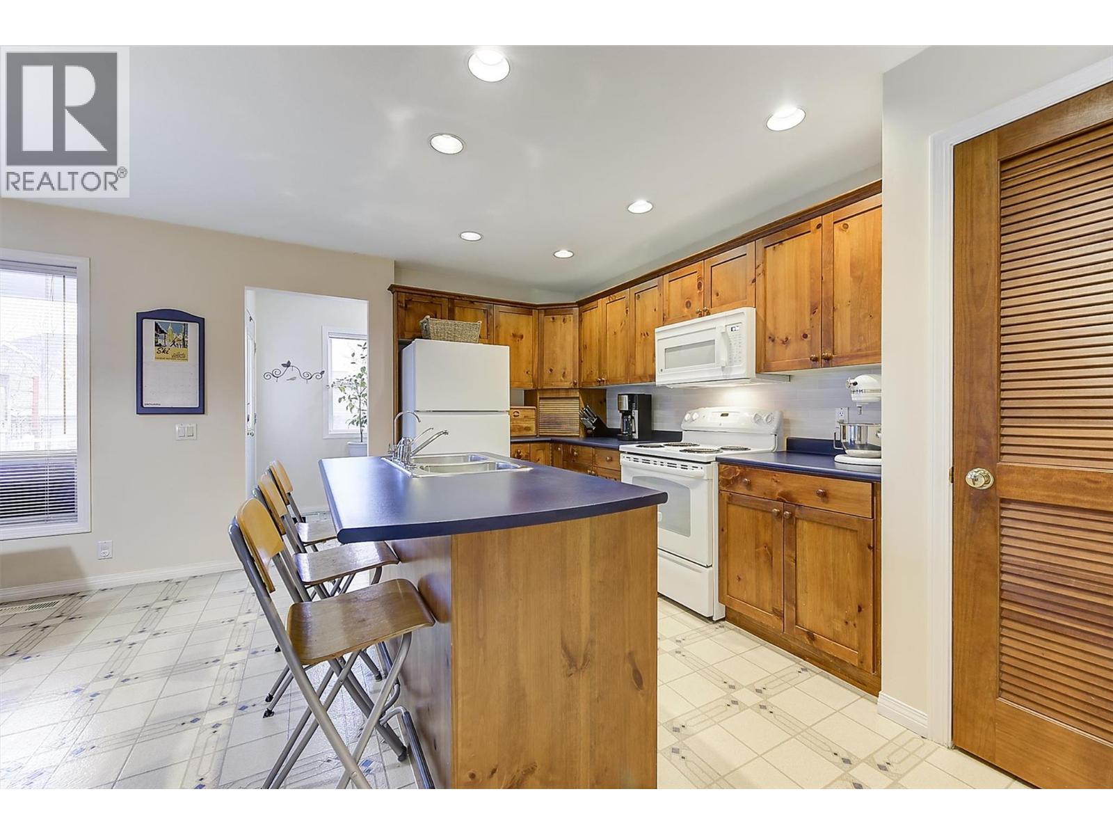 5280 Allenby Lane. Kelowna, British Columbia