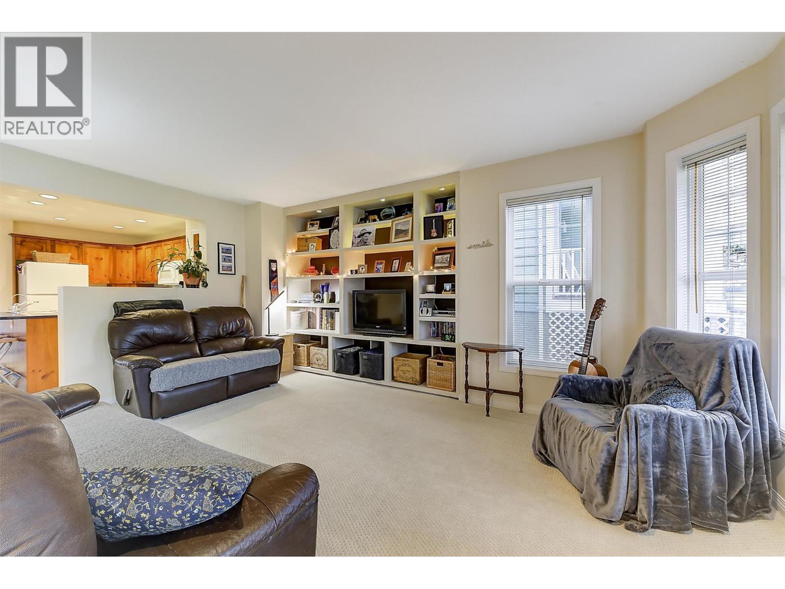 5280 Allenby Lane. Kelowna, British Columbia